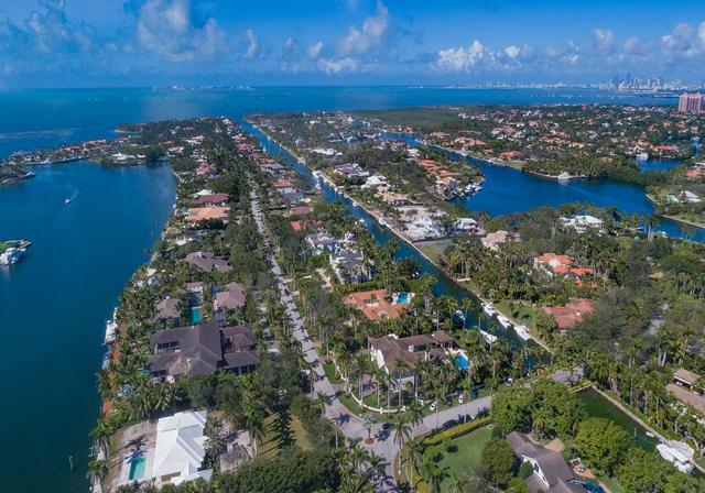 Gables Estates in Coral Gables, Florida